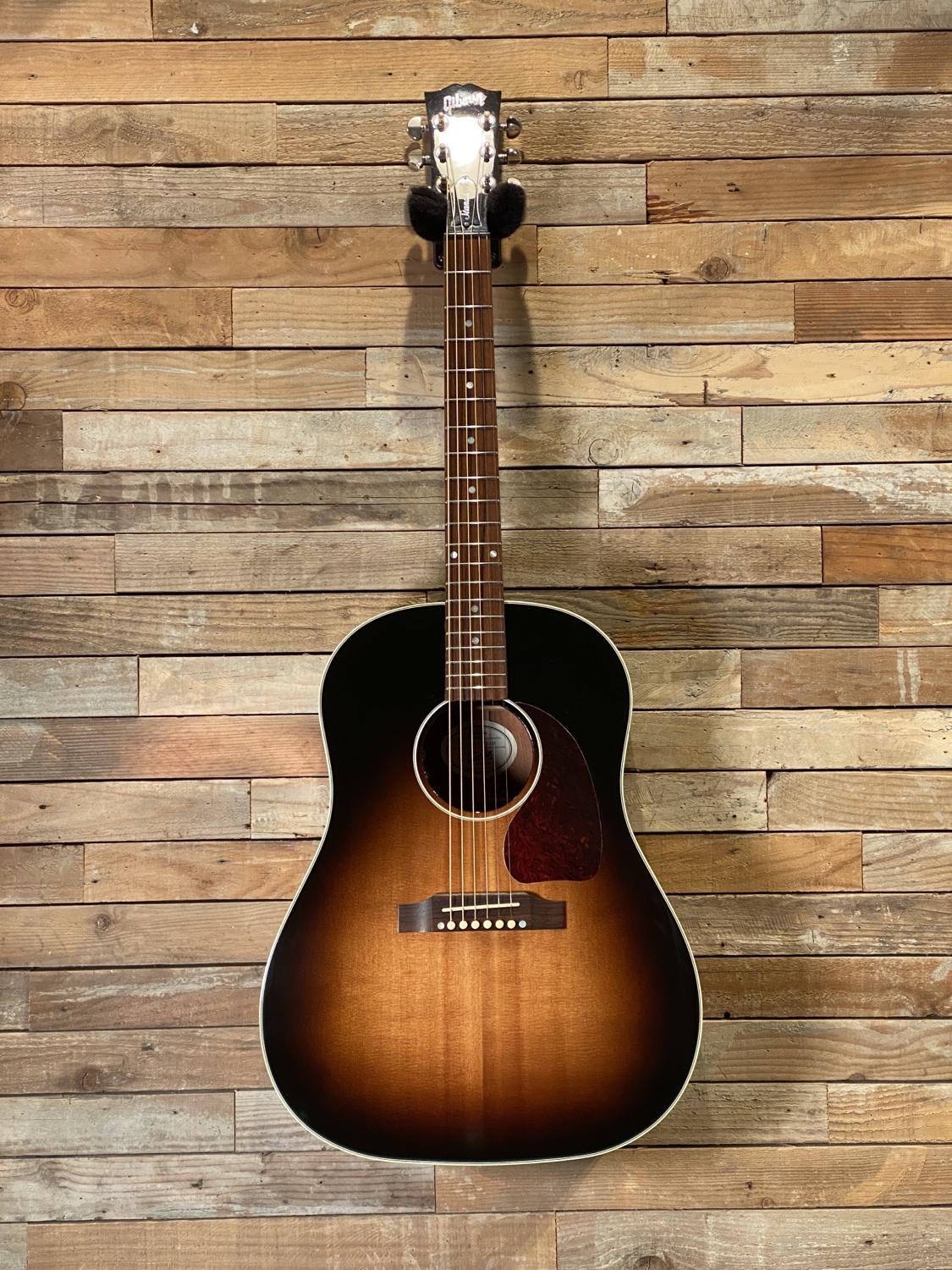 Gibson 2016 J-45 STANDARD